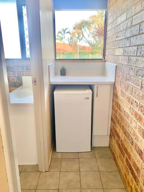 Golden Beach Motor Inn, Caloundra Bagian luar foto