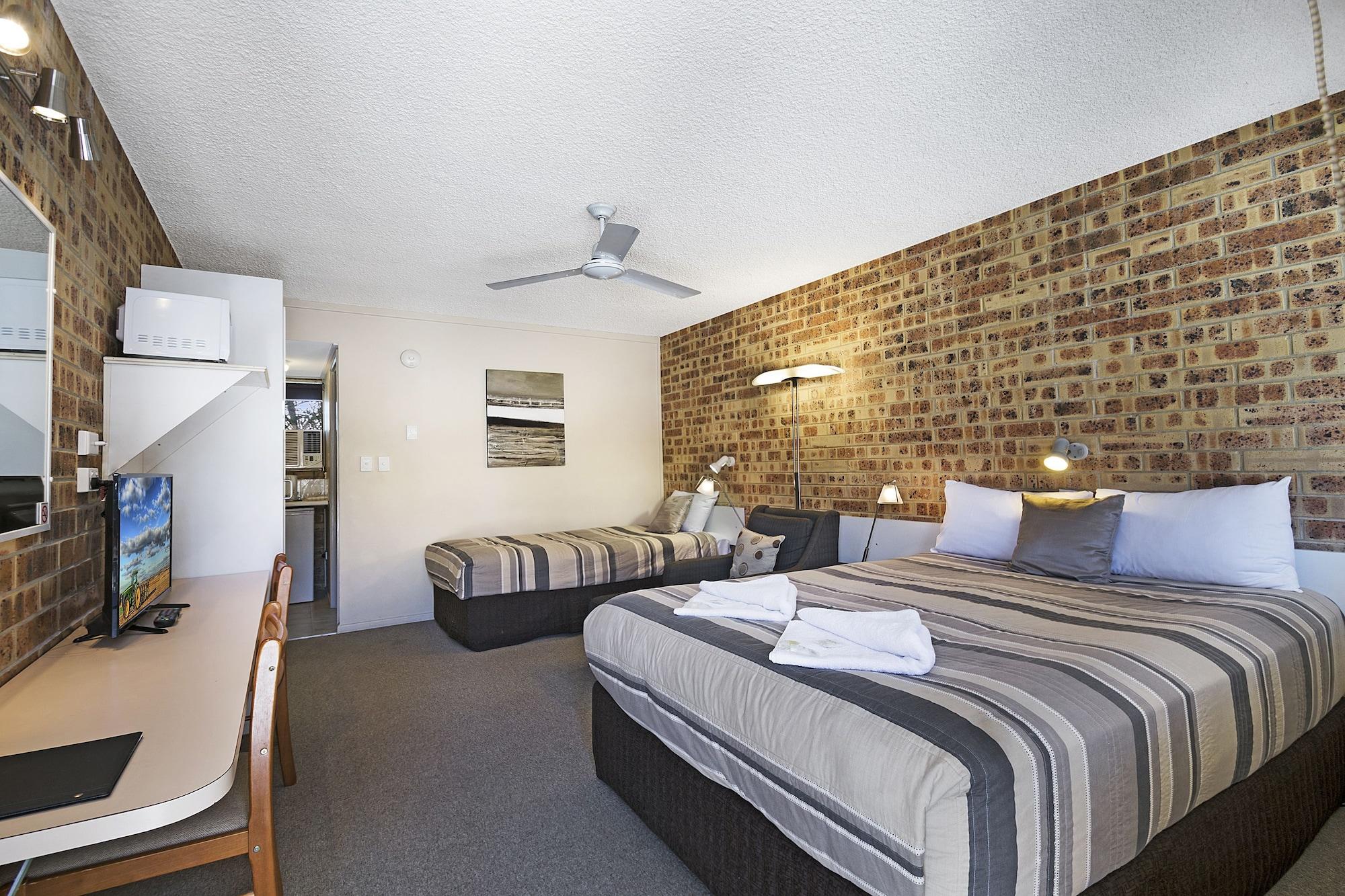 Golden Beach Motor Inn, Caloundra Bagian luar foto