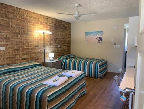 Golden Beach Motor Inn, Caloundra Bagian luar foto
