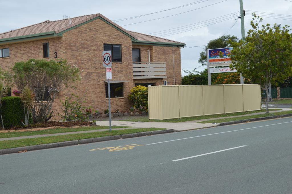 Golden Beach Motor Inn, Caloundra Bagian luar foto